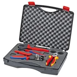 Cas D'outils Pour Le Photovoltaïque - En Cas De Plastique