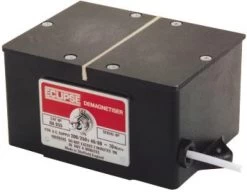 Approbation De La CE - - De Degausser Dimensions (L X H X L) 150 X 87 X 117 Mm